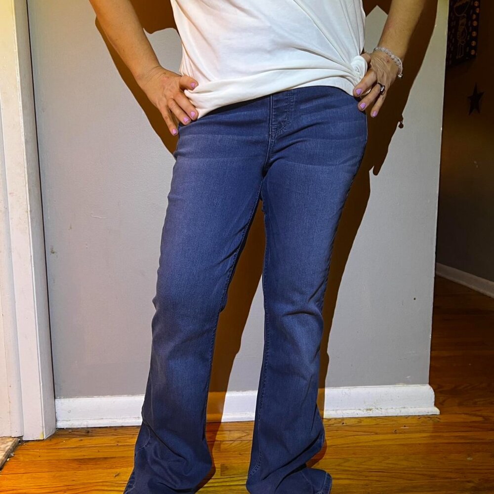 Laurie Felt - stretchy boot cut jeans
